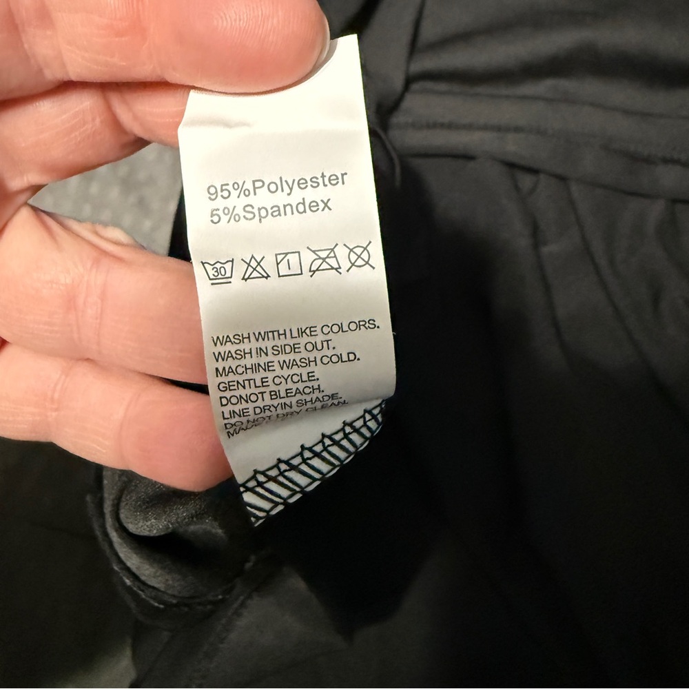 Unbranded Black Broken Heart Skulls Shirt Womens Size 4x USA Equivelant 2x - Picture 6 of 7